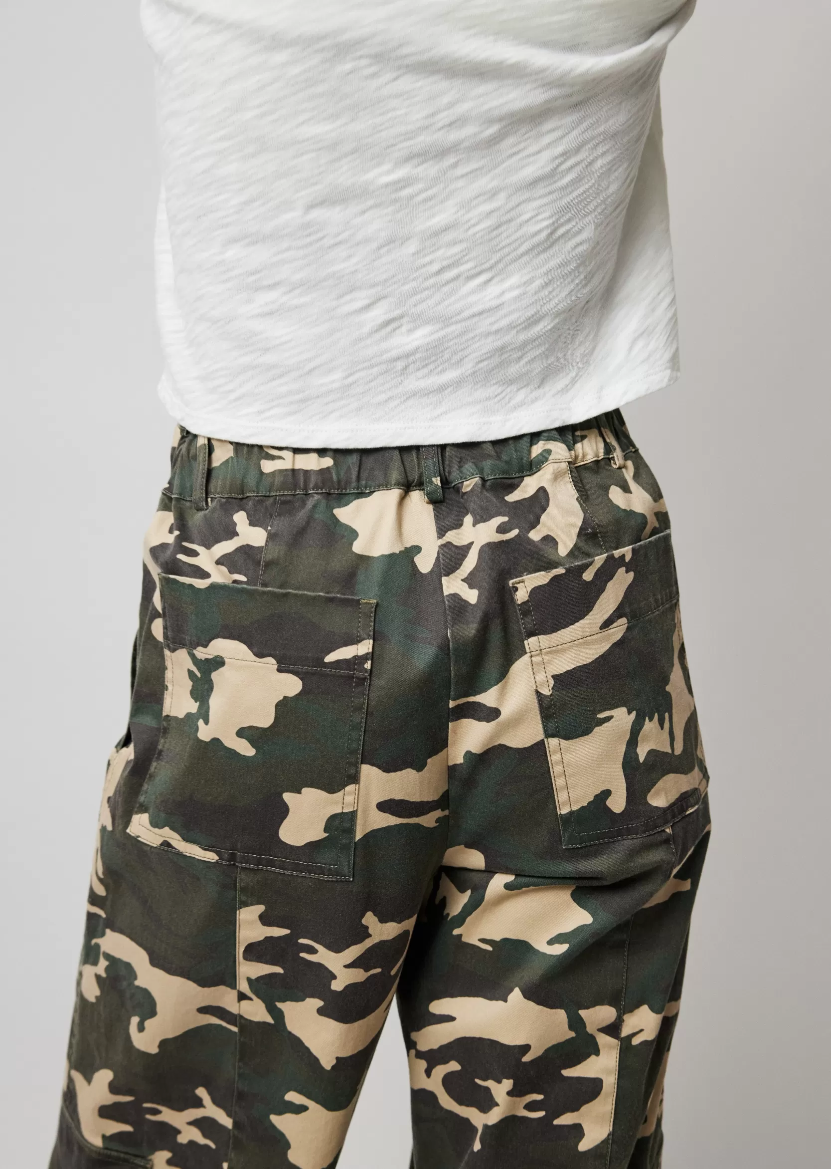 Women ATM Anthony Thomas Melillo Pants & Jumpsuits | Washed Cotton Twill With Camo Print Cargo Pant -